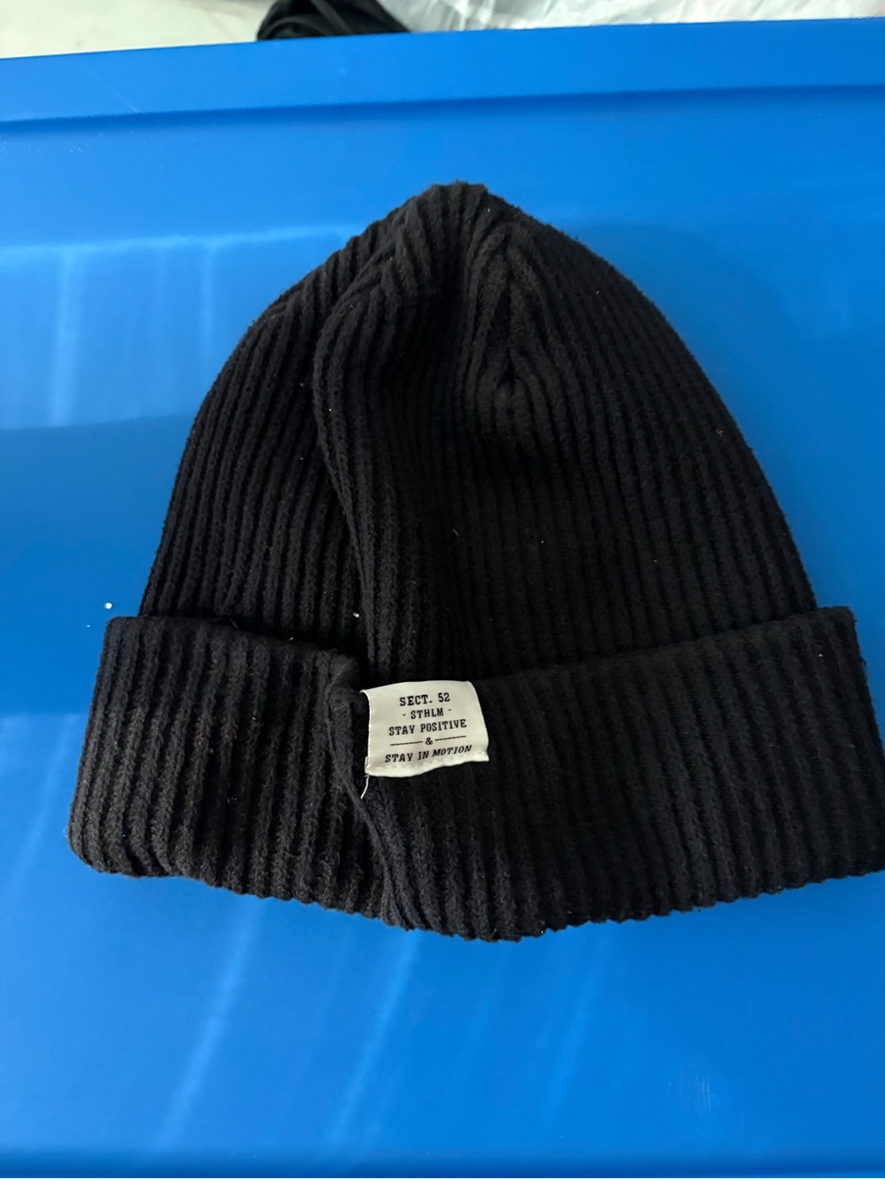Hat & Beanie Bundle - Picture 2 of 6